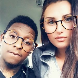 Meet your Posher, Malory